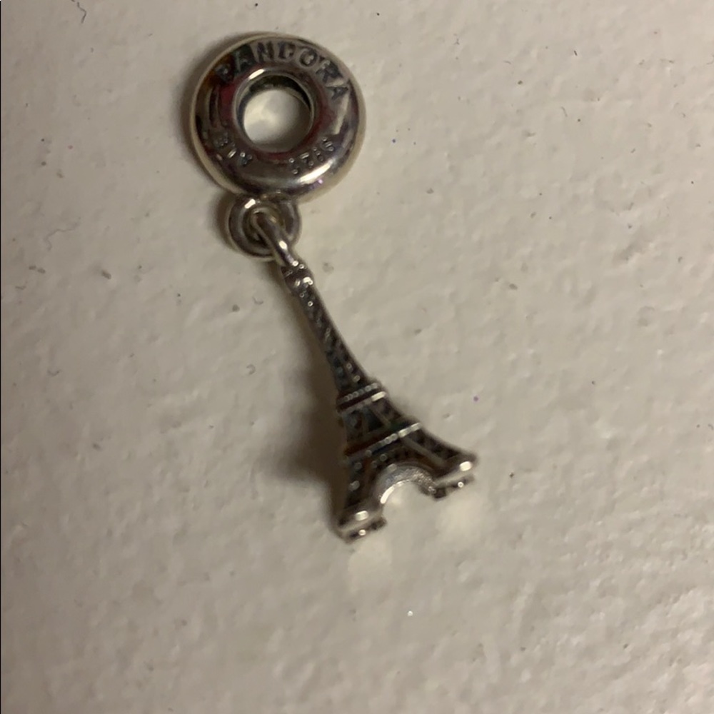 Pandora!!  Paris charm, like new!!